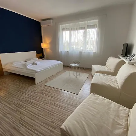 Elmeny Balaton 3*