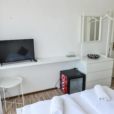 מלון Elmeny Balaton Alsóörs