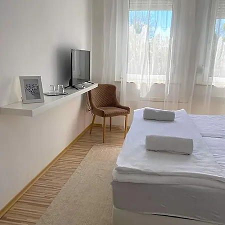 Otel Elmeny Balaton 3*