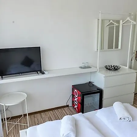 Otel Elmeny Balaton 3*